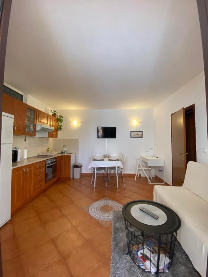 Apartment Sara Rovinj Exterior photo