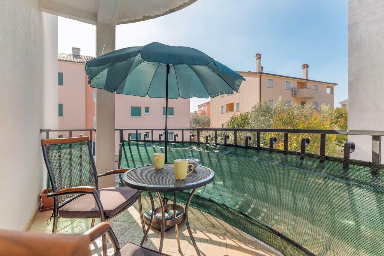Apartment Sara Rovinj Exterior photo